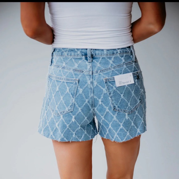 Special A Shorts Size Large Medium Blue Wash Diamond Stitch Pattern NWT - Picture 2 of 11